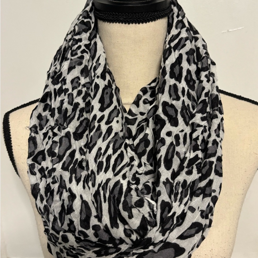 New York & Company Black and White Animal Print Infinity Scarf